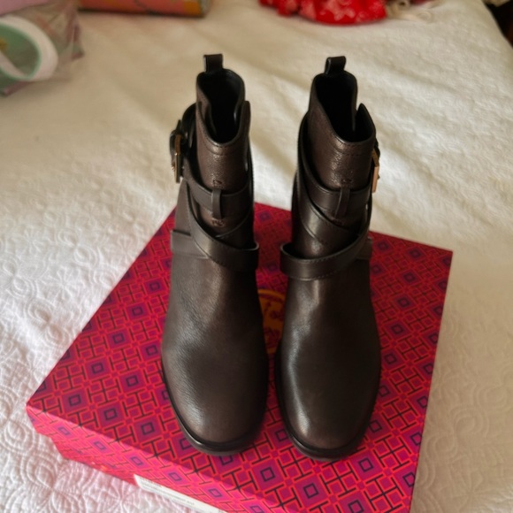 tory burch coconut hastings bootie - Picture 3 of 7